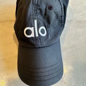 ALO Yoga off duty cap